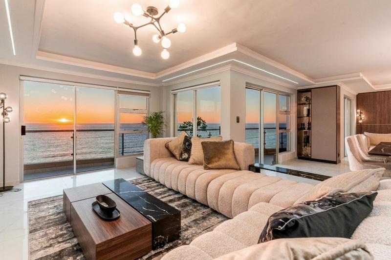 4 Bedroom Property for Sale in Bloubergstrand Western Cape